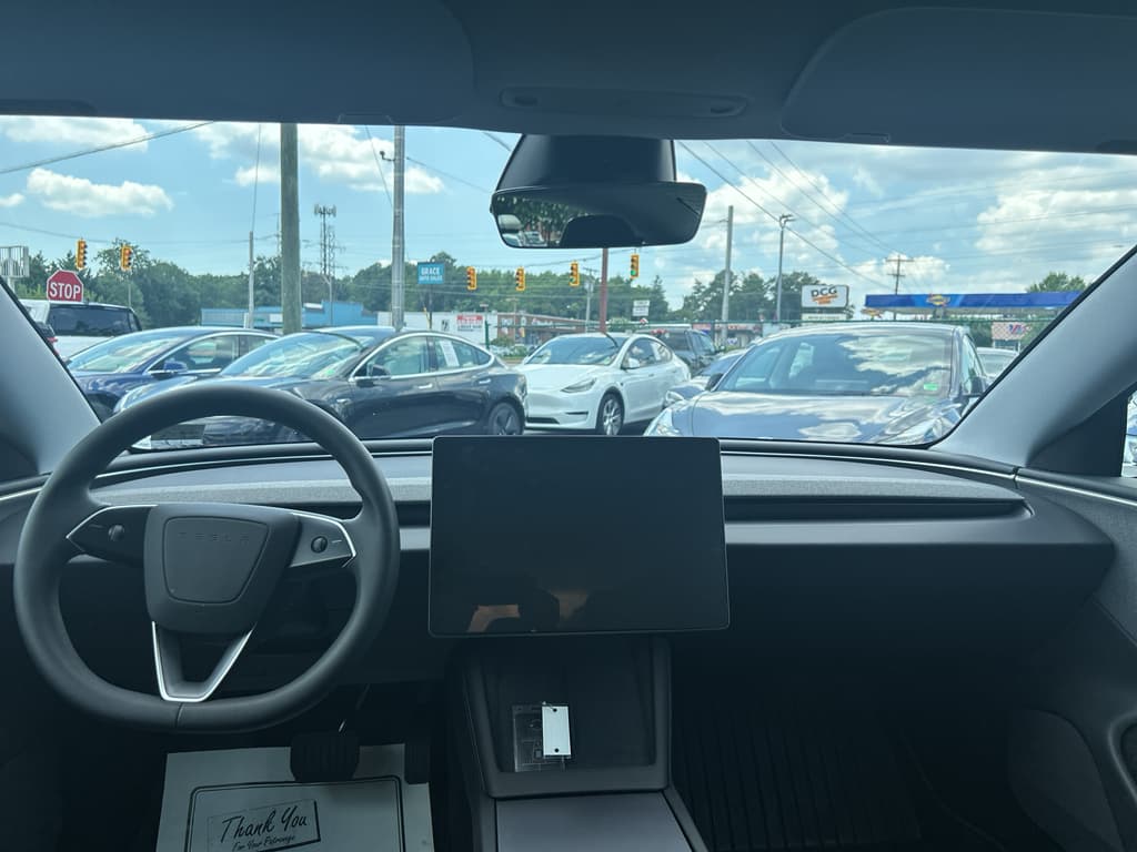 2025 Tesla Model 3 view 14