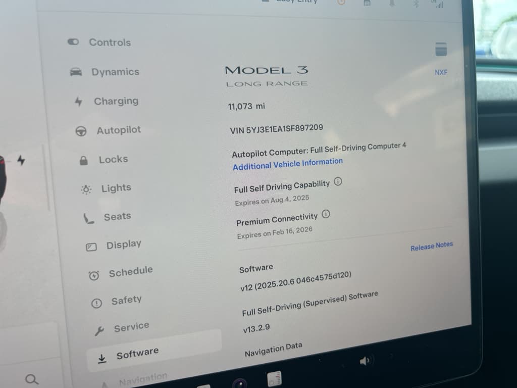 2025 Tesla Model 3 view 11