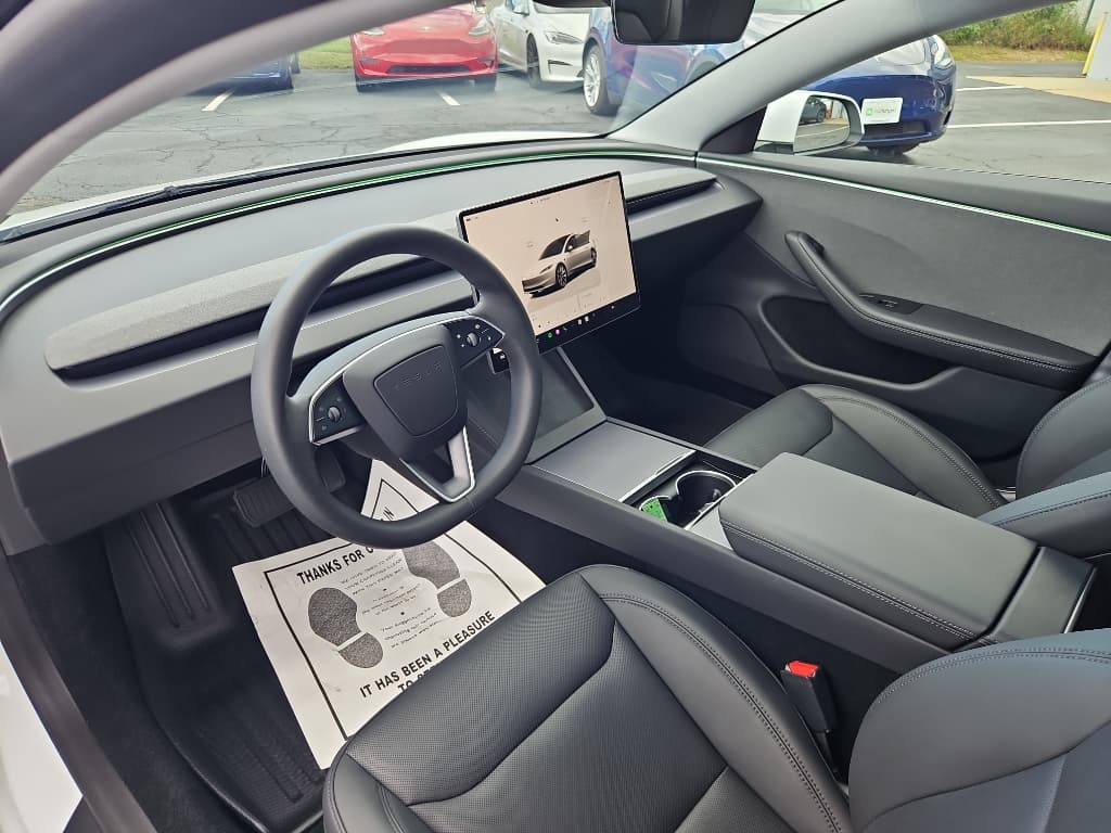 2025 Tesla Model 3 view 15