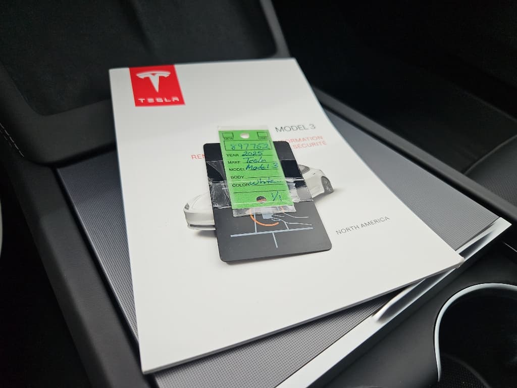2025 Tesla Model 3 view 18