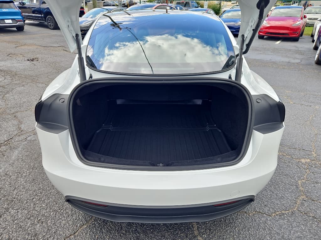 2025 Tesla Model 3 view 23