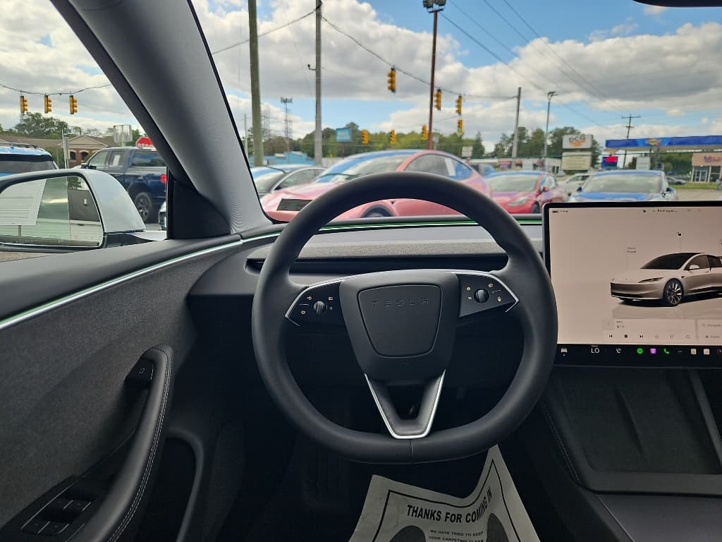 2025 Tesla Model 3 view 8