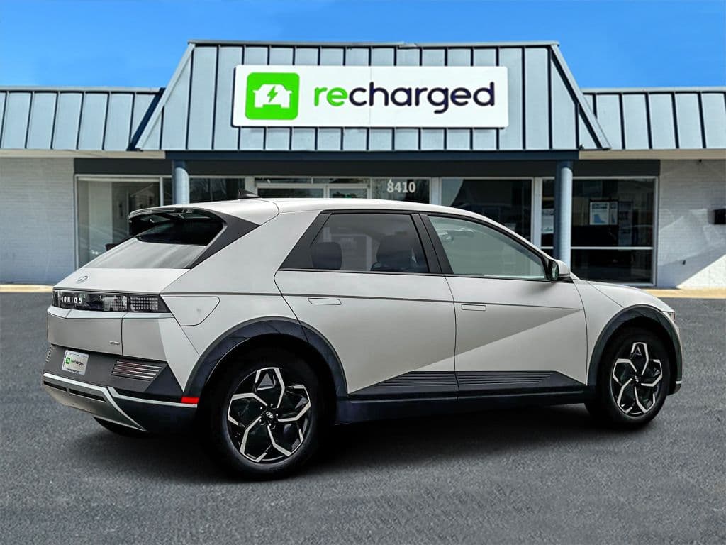 2024 Hyundai IONIQ 5 view 4