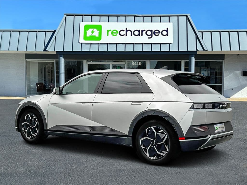 2024 Hyundai IONIQ 5 view 6