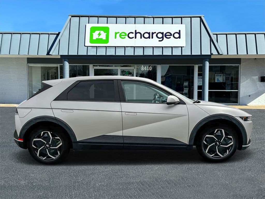 2024 Hyundai IONIQ 5 view 7