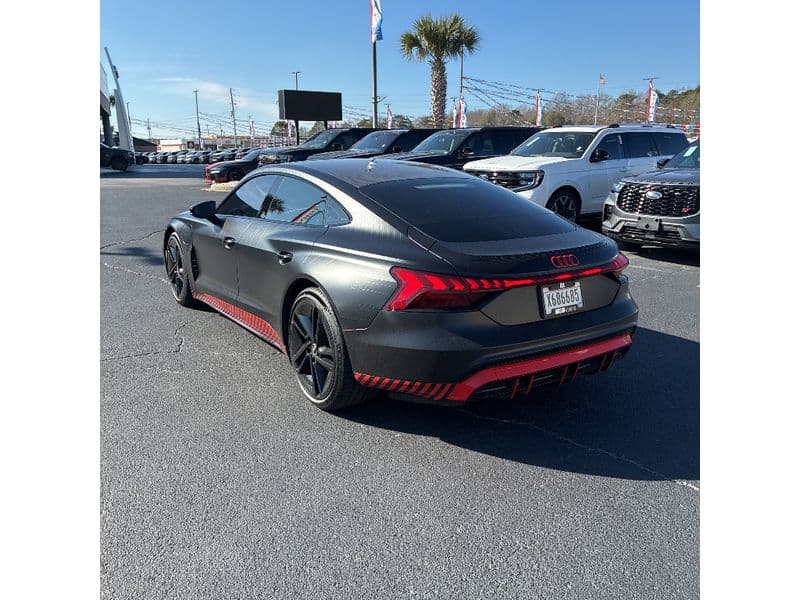2023 Audi RS e-tron GT view 2