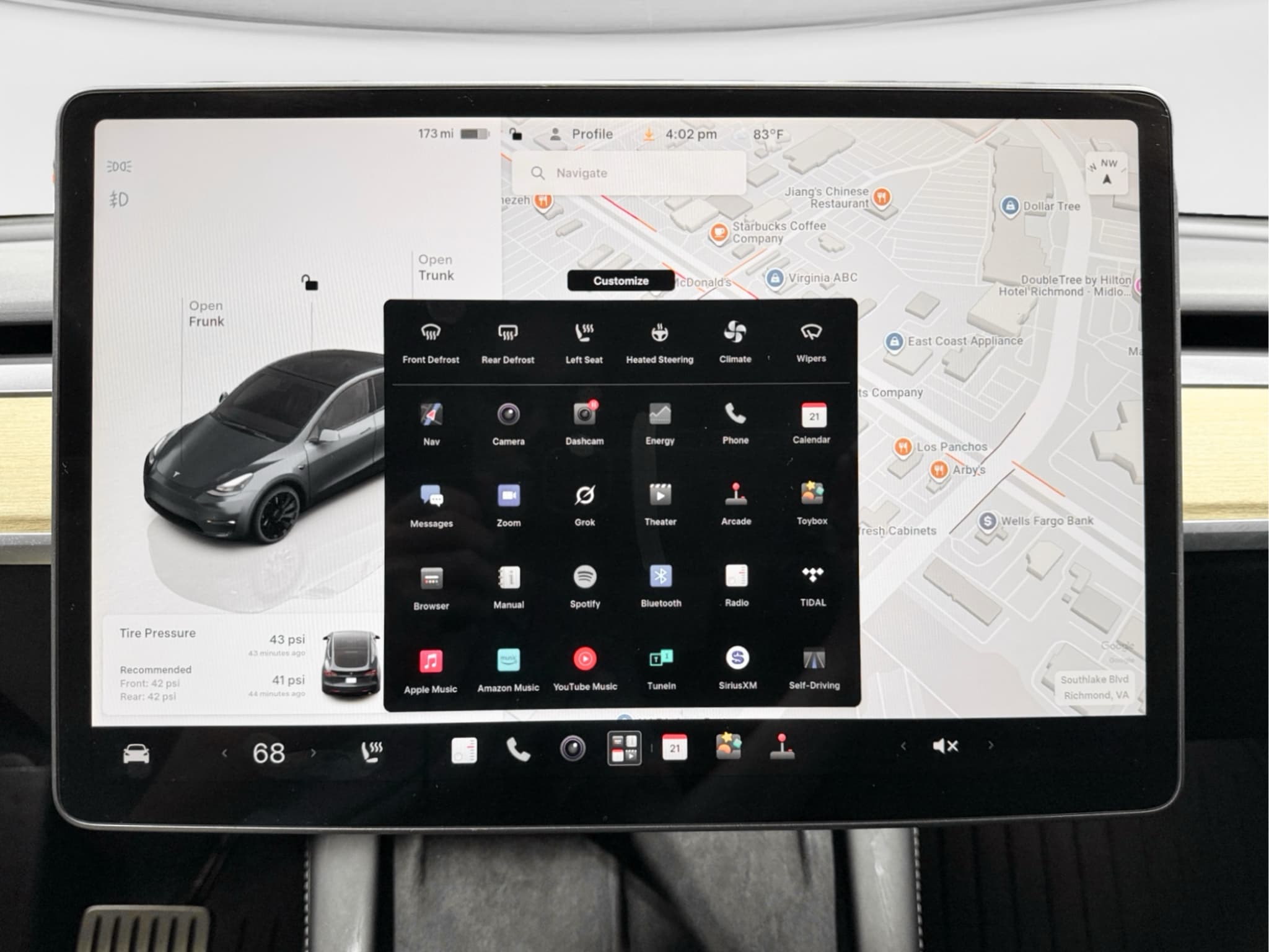 2023 Tesla Model Y view 9