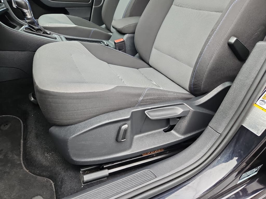 2016 Volkswagen e-Golf view 7