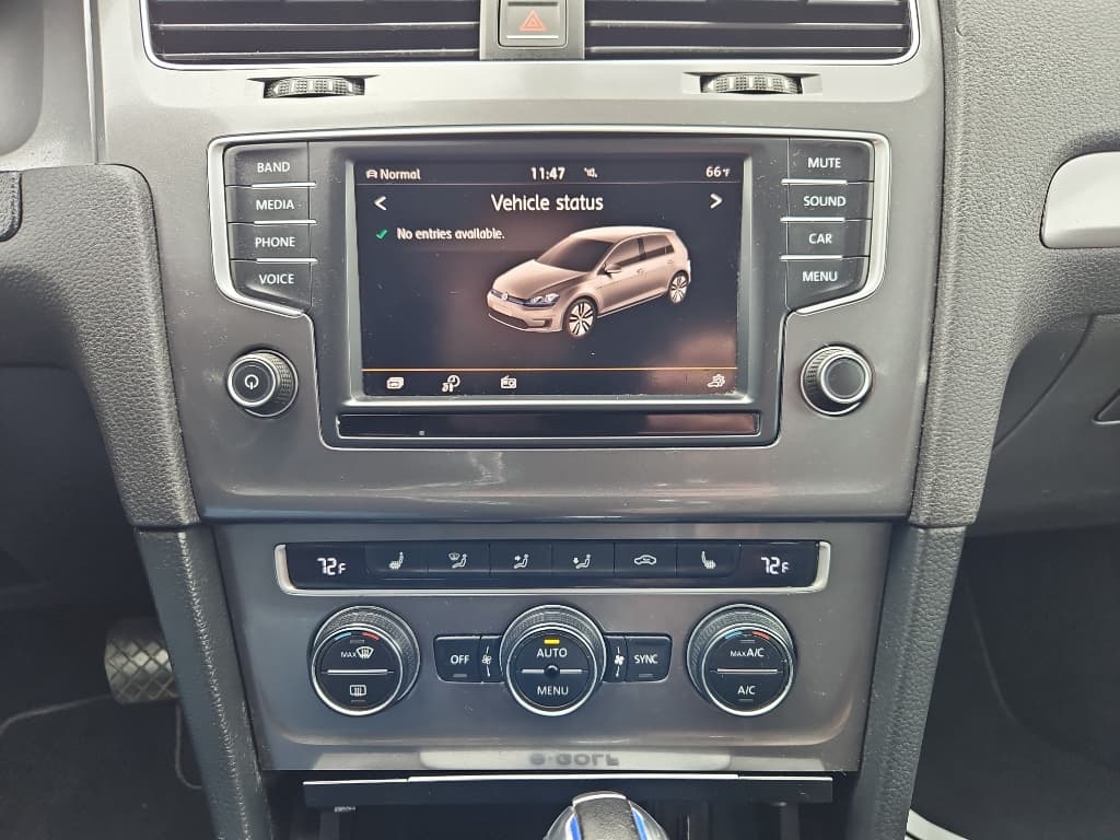 2016 Volkswagen e-Golf view 13