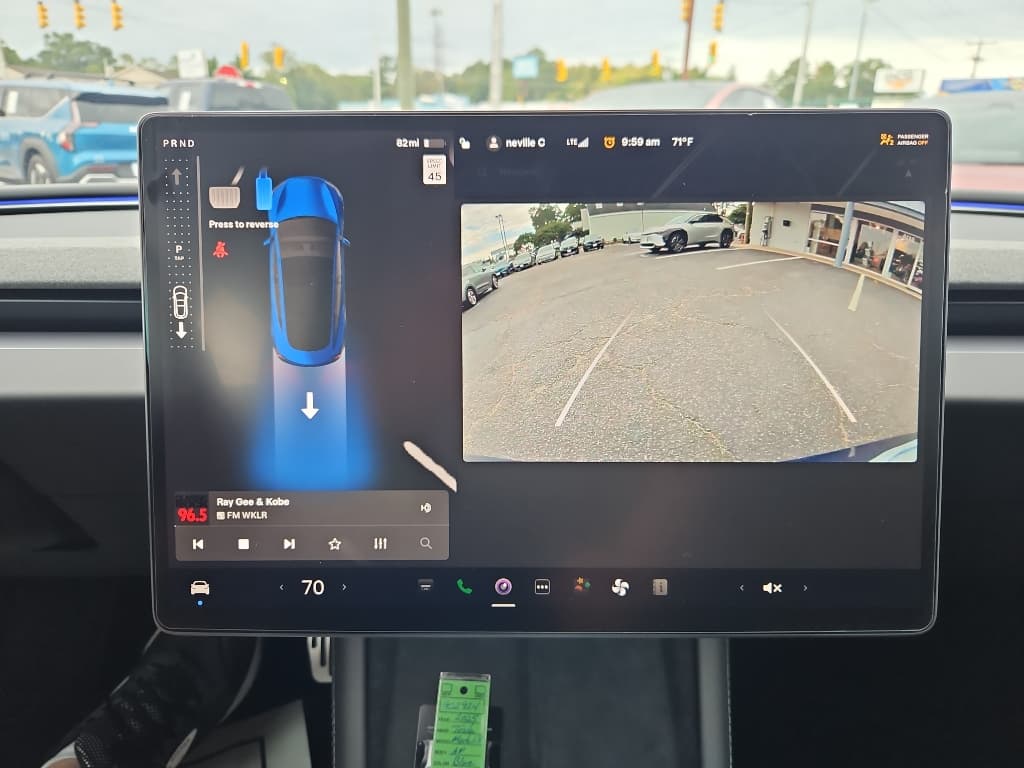 2025 Tesla Model 3 view 15