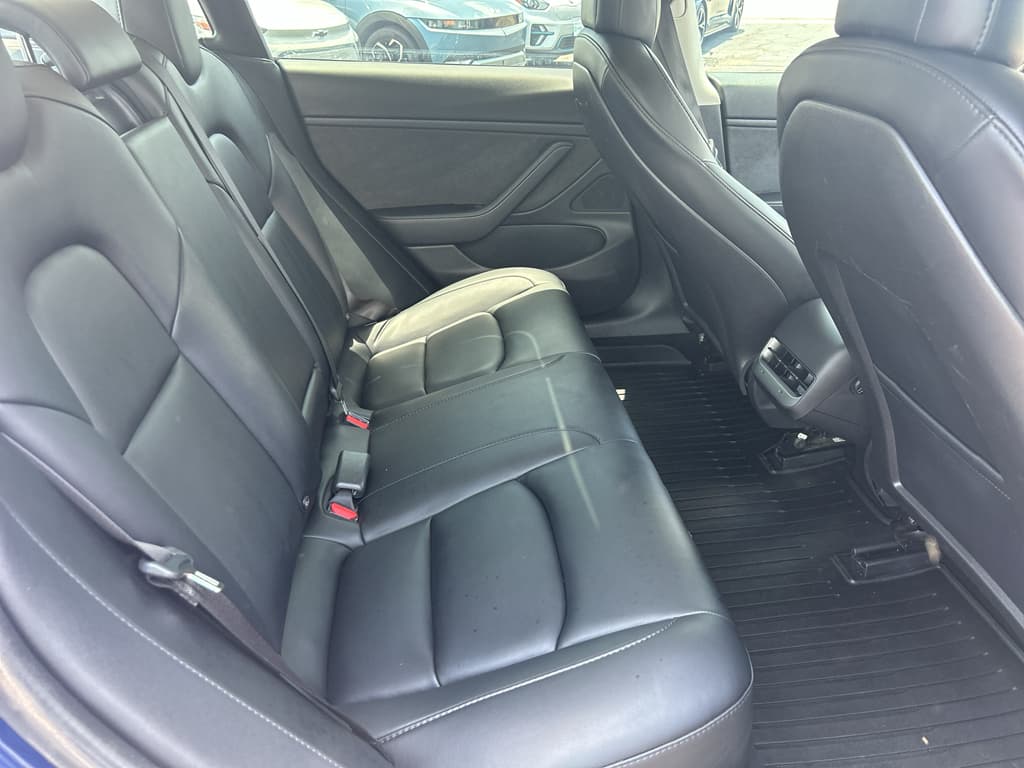 2021 Tesla Model 3 view 19
