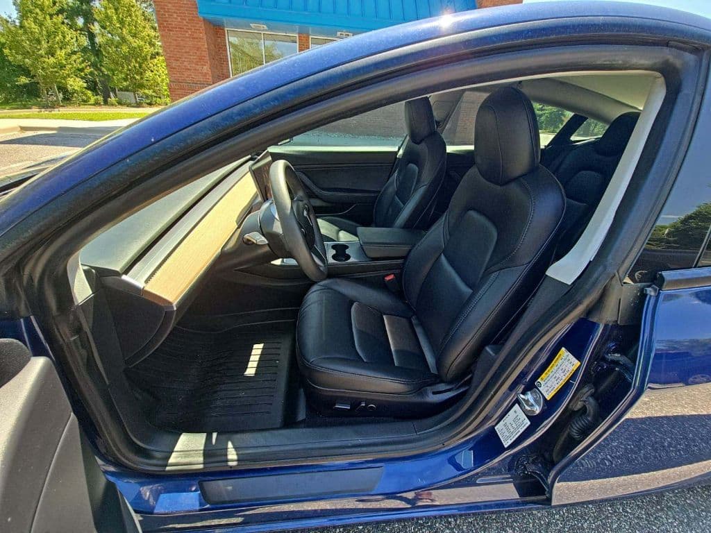 2021 Tesla Model 3 view 5