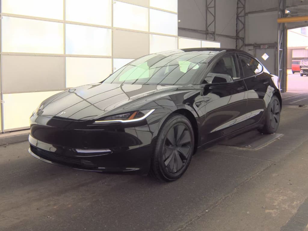 2025 Tesla Model 3