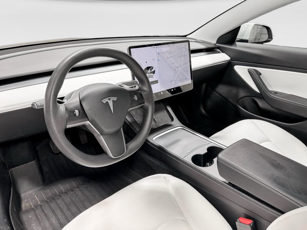 2021 Tesla Model 3 view 14
