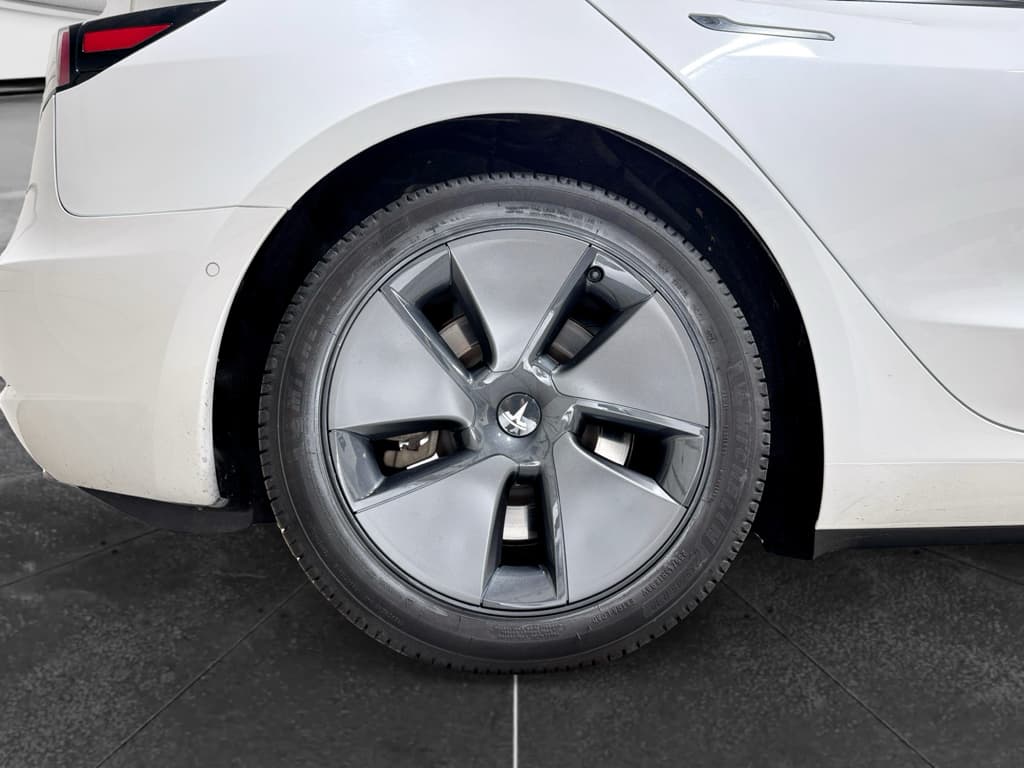 2021 Tesla Model 3 view 33