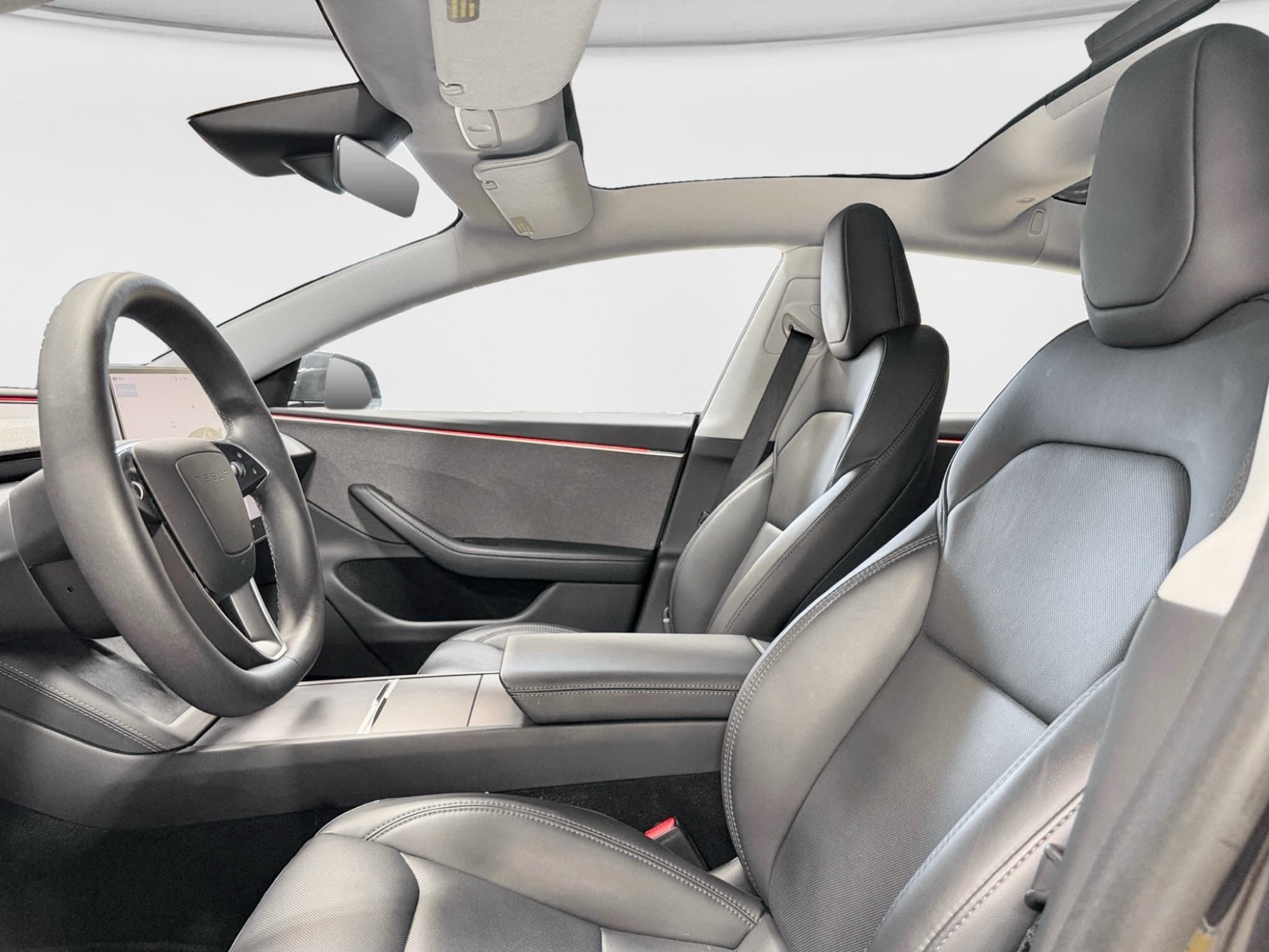 2025 Tesla Model 3 view 15