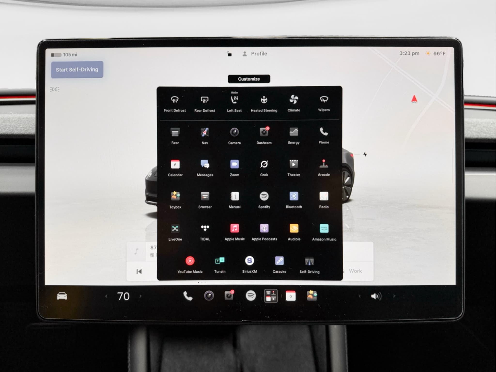 2025 Tesla Model 3 view 9
