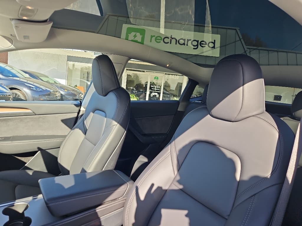 2023 Tesla Model Y view 22