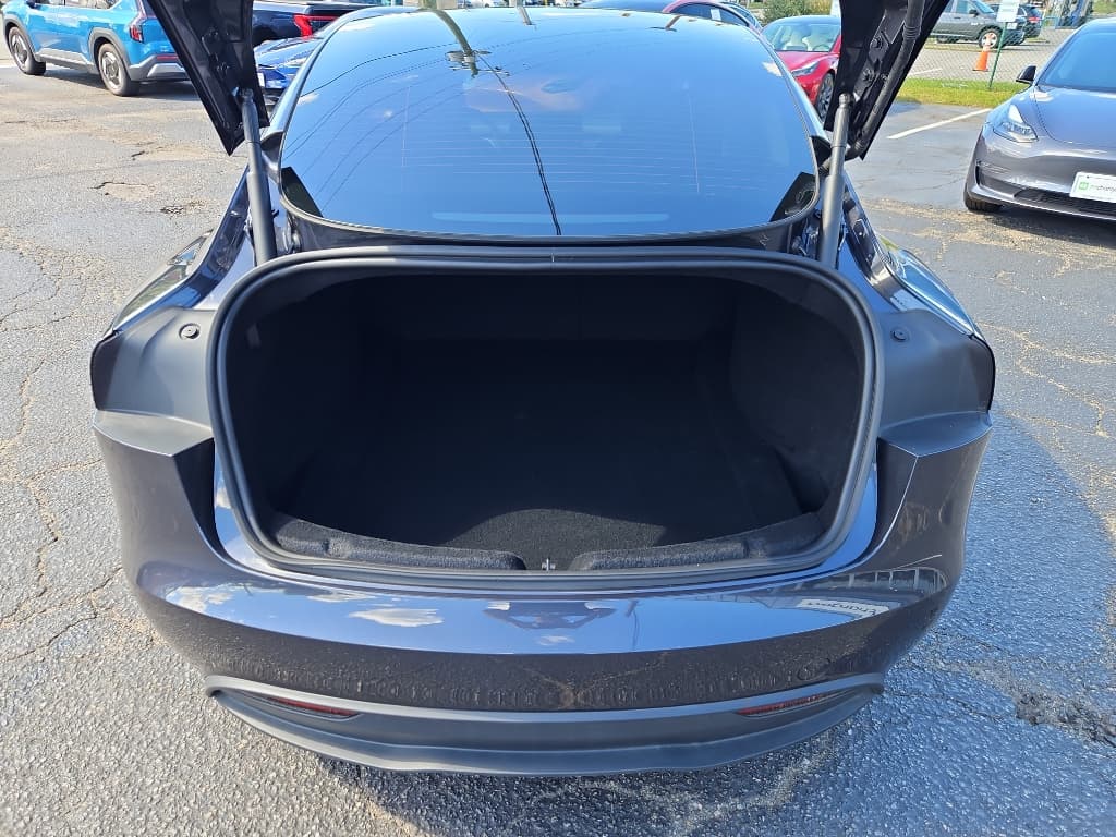 2025 Tesla Model 3 view 26