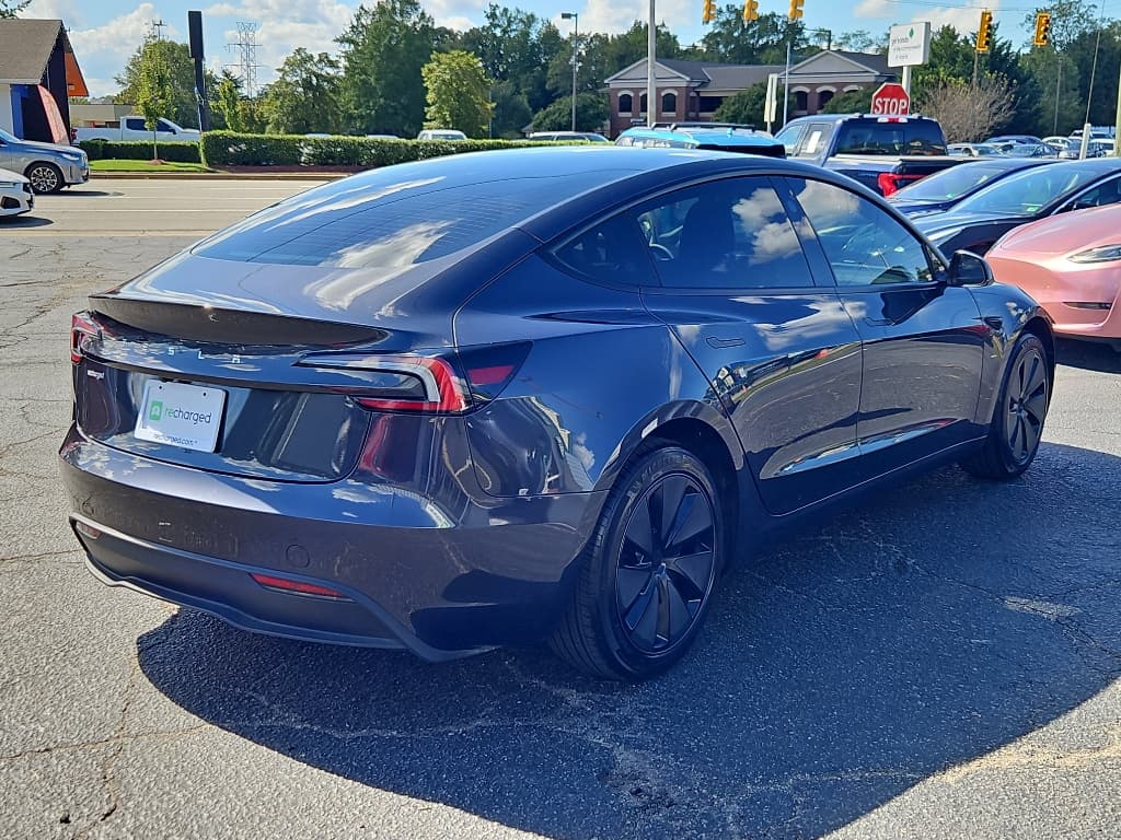 2025 Tesla Model 3 view 3