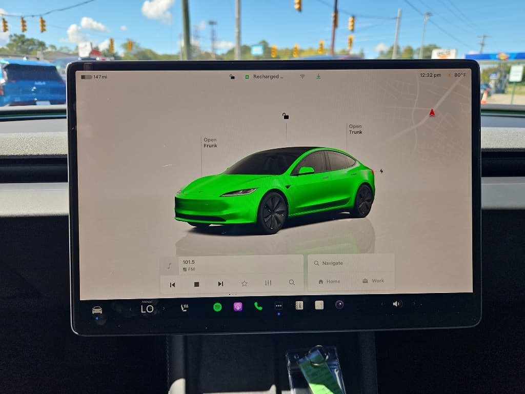 2025 Tesla Model 3 view 11