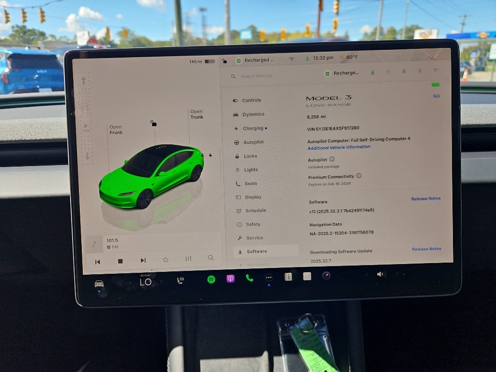 2025 Tesla Model 3 view 12