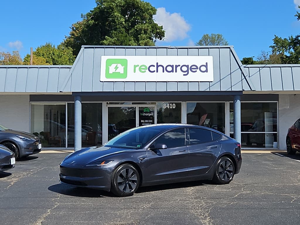 2025 Tesla Model 3 view 1
