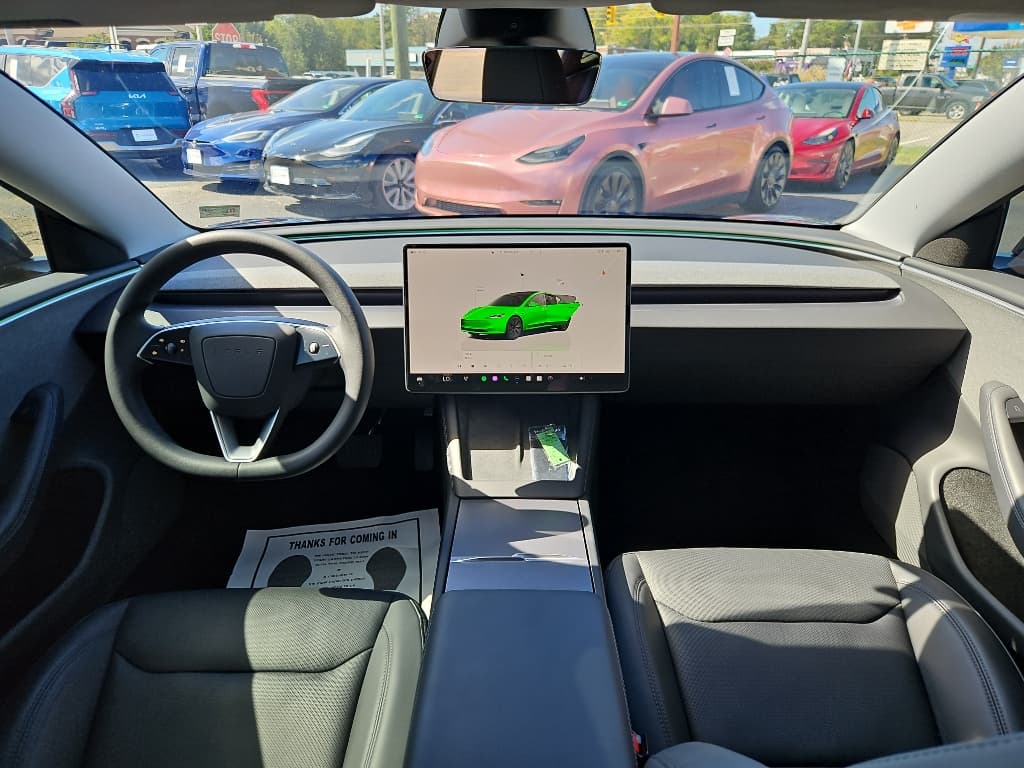 2025 Tesla Model 3 view 17
