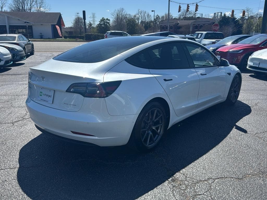 2021 Tesla Model 3 view 3