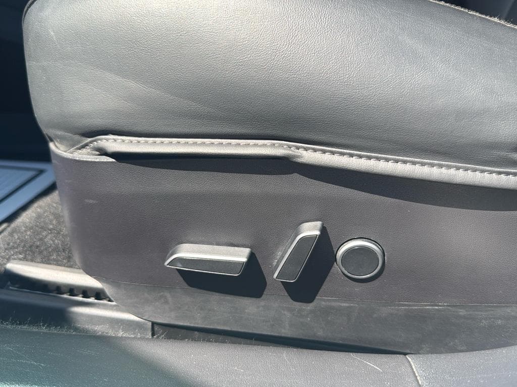2021 Tesla Model 3 view 6