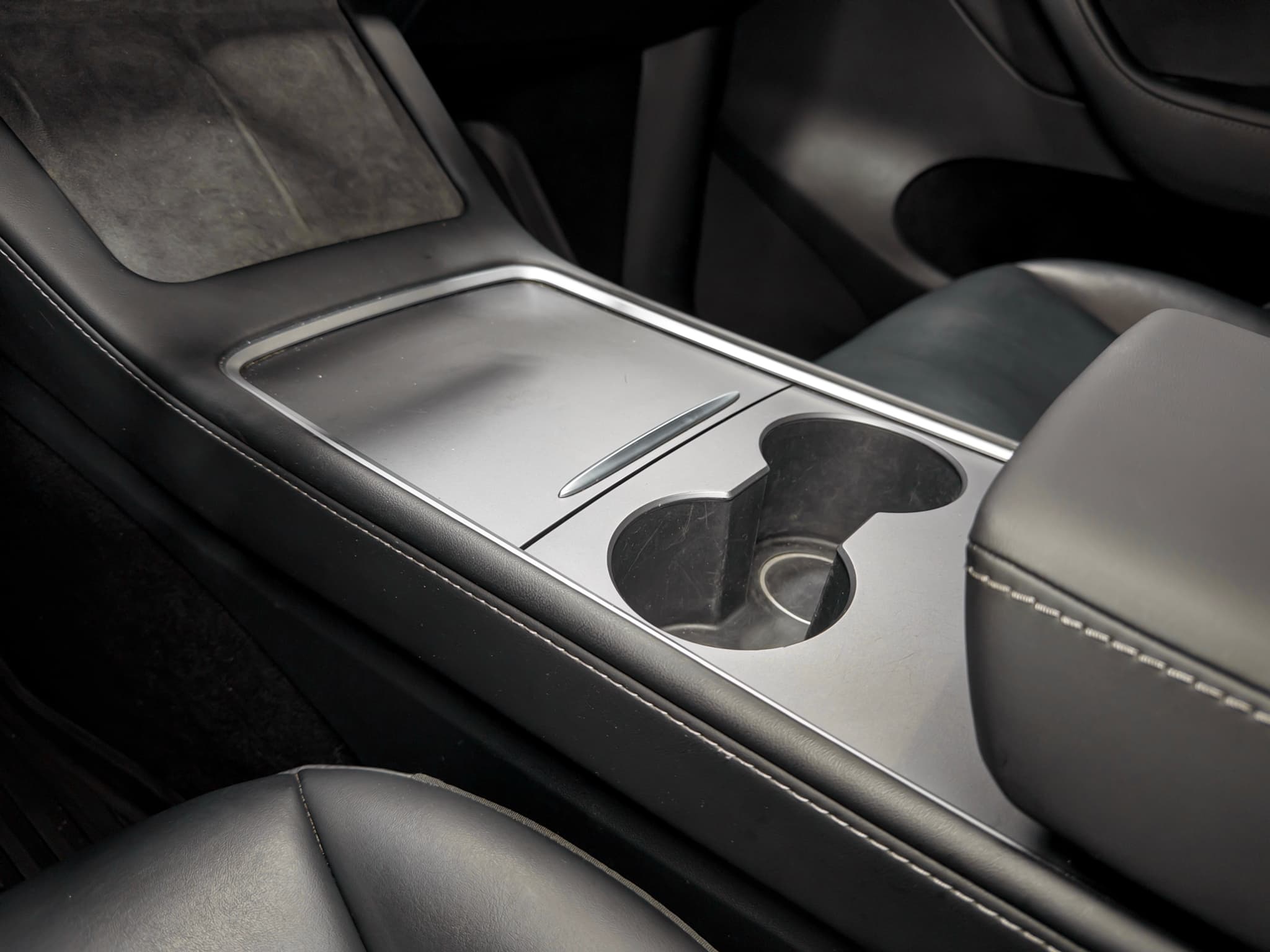 2023 Tesla Model Y view 18
