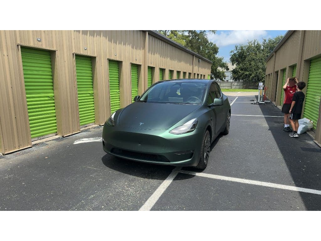 2023 Tesla Model Y view 3
