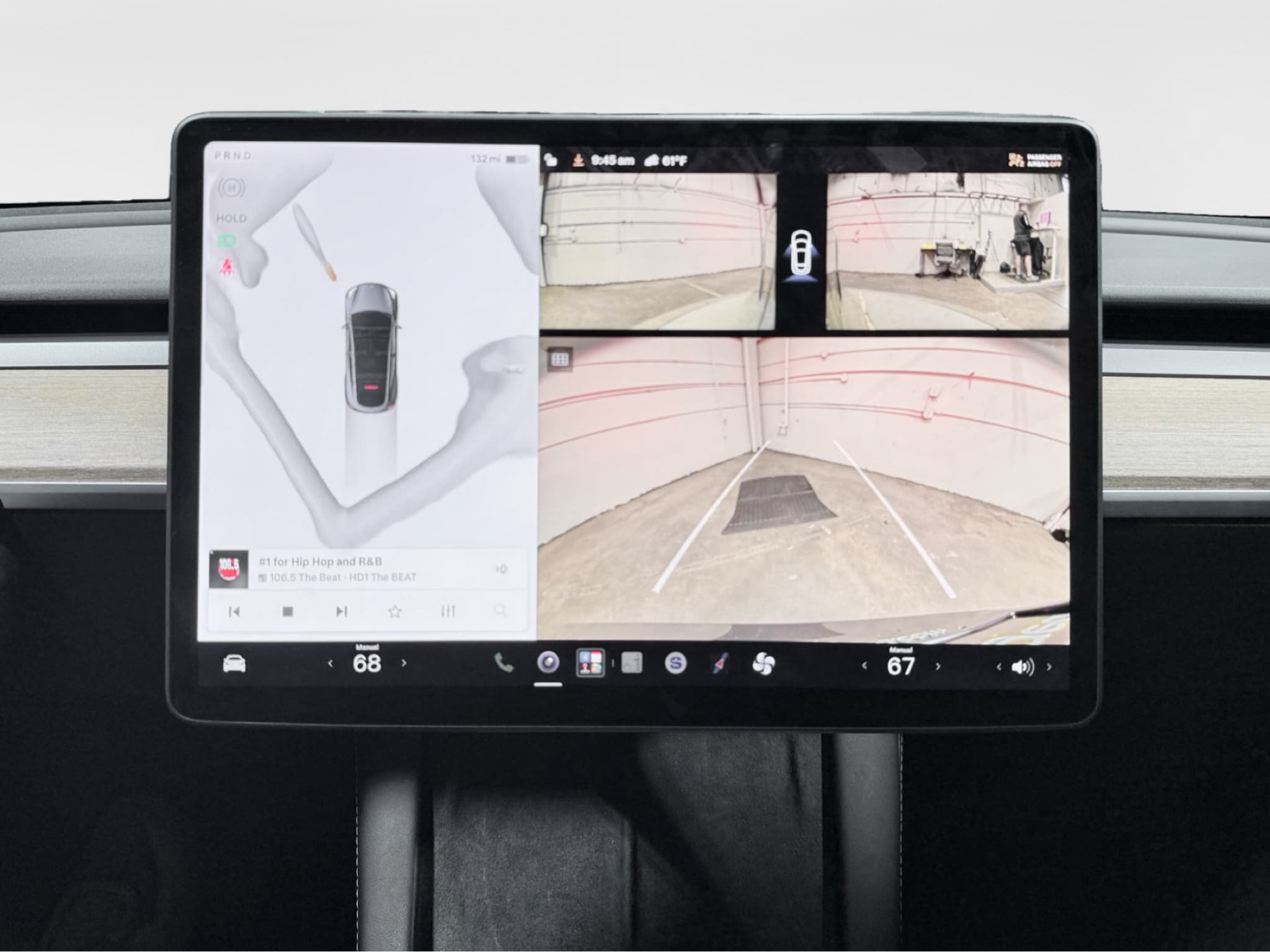 2023 Tesla Model Y view 14