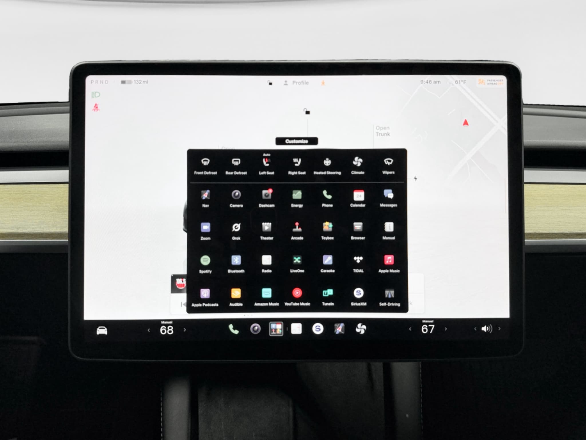 2023 Tesla Model Y view 10