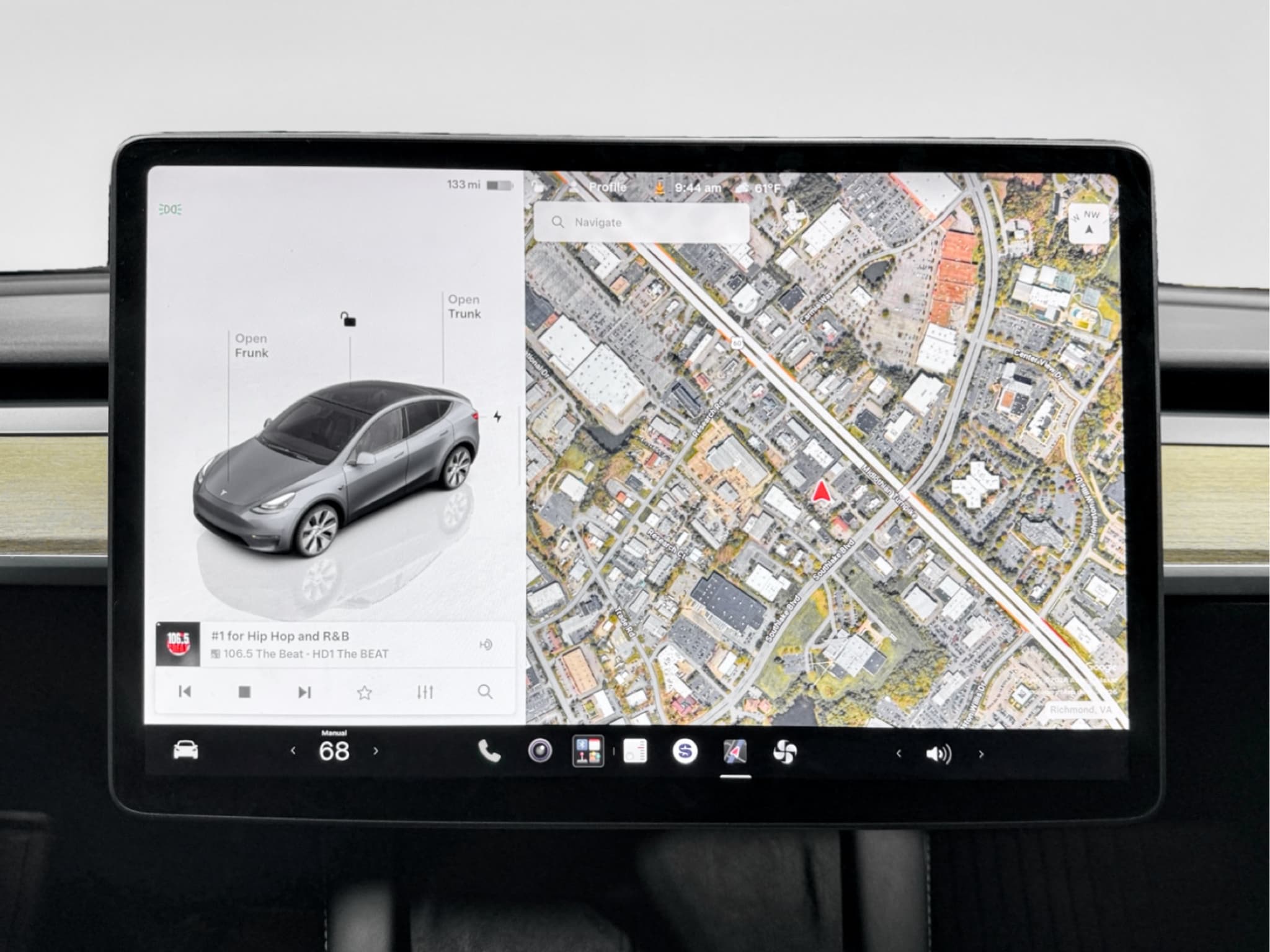 2023 Tesla Model Y view 9