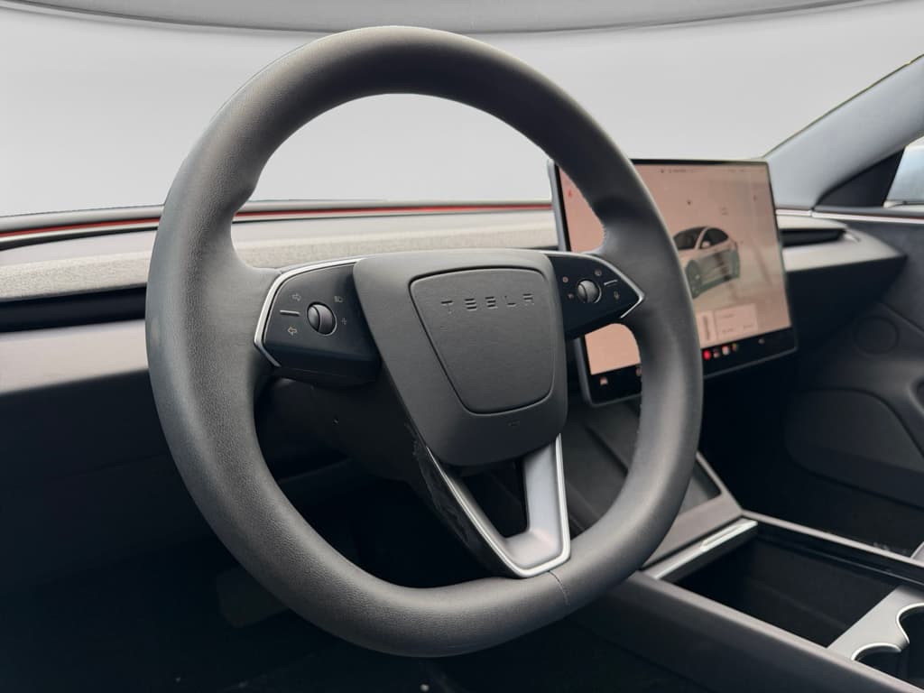 2025 Tesla Model 3 view 6