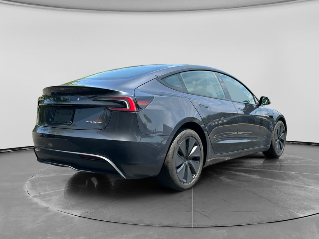 2025 Tesla Model 3 view 4