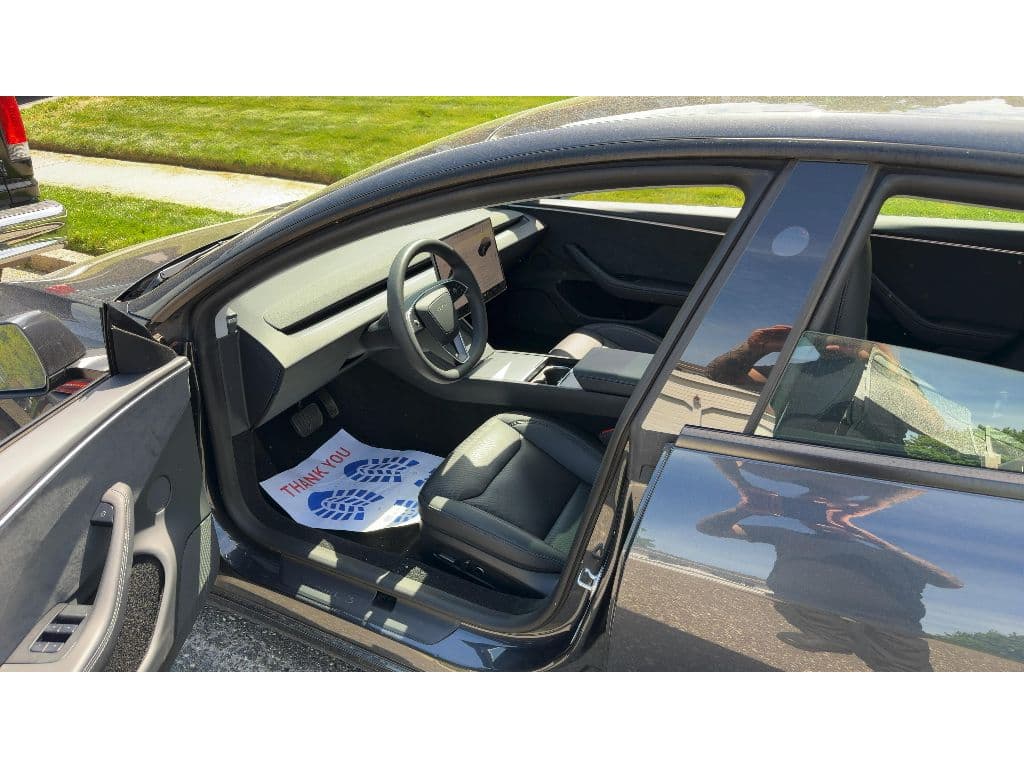 2025 Tesla Model 3 view 5