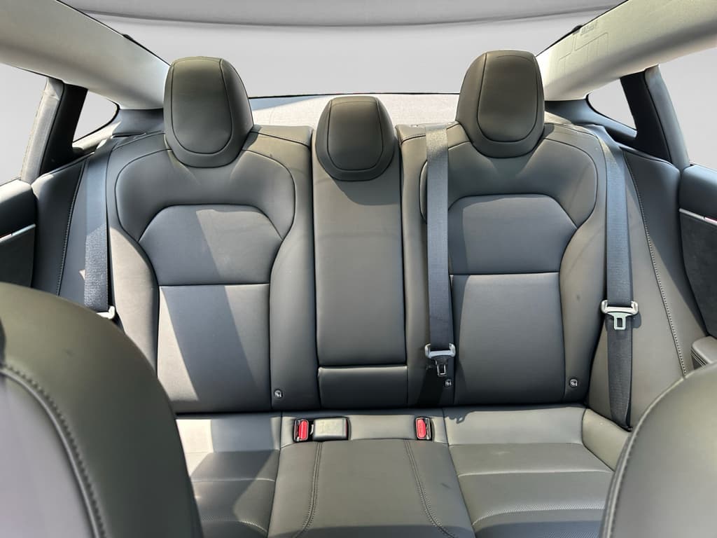 2025 Tesla Model 3 view 15