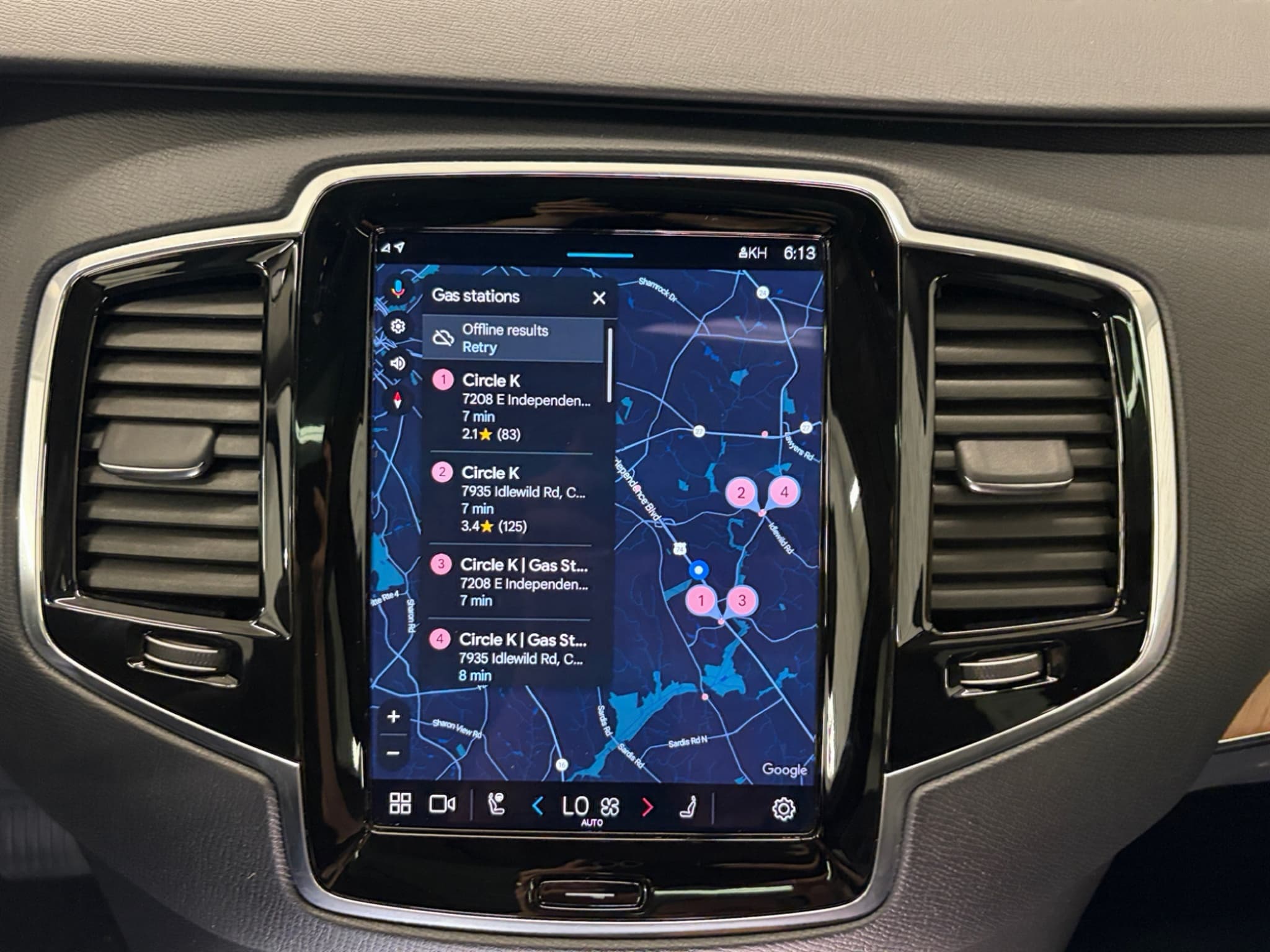 2023 Volvo XC90 view 13