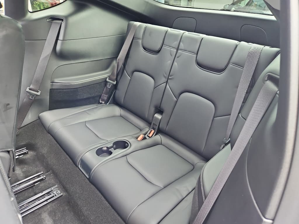 2023 Tesla Model Y view 18