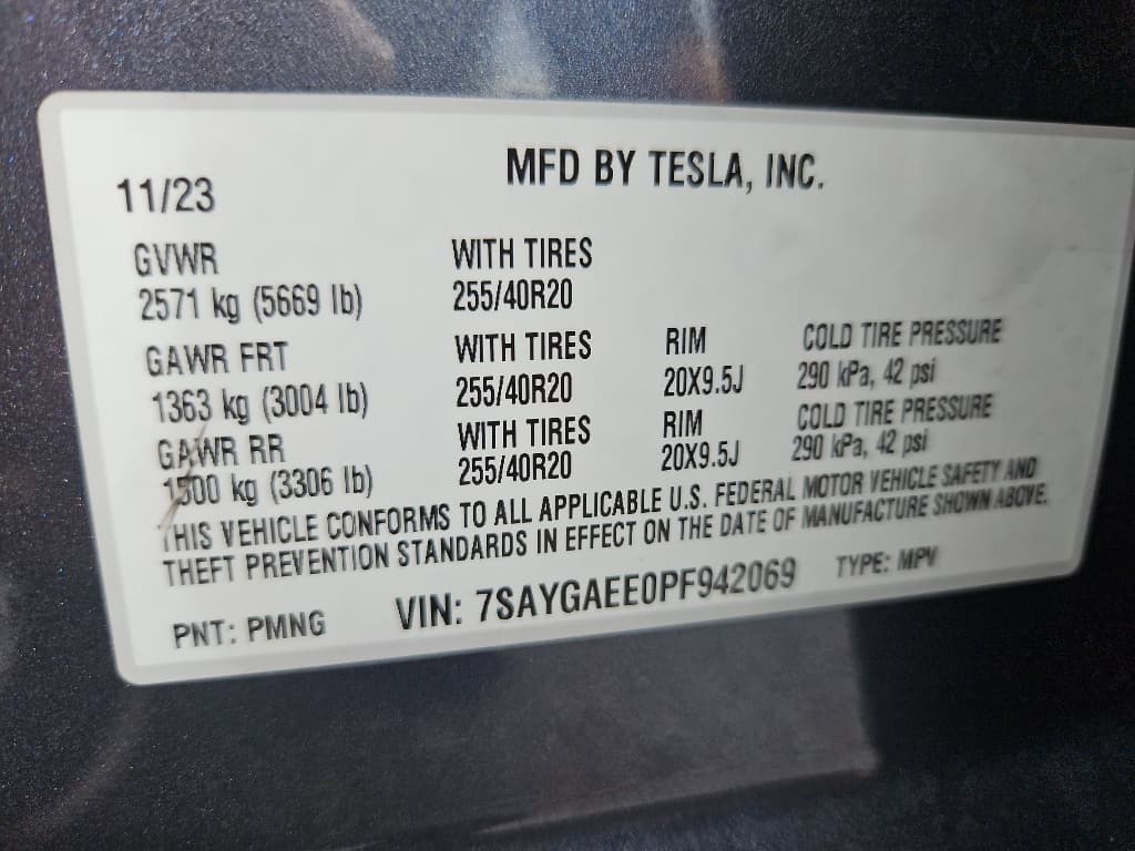 2023 Tesla Model Y view 23