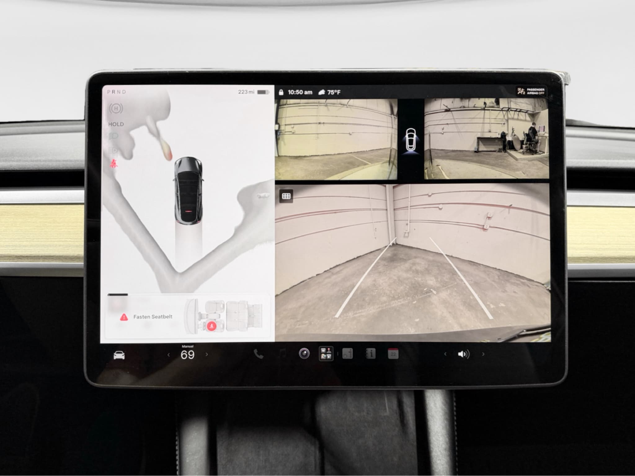 2023 Tesla Model Y view 14