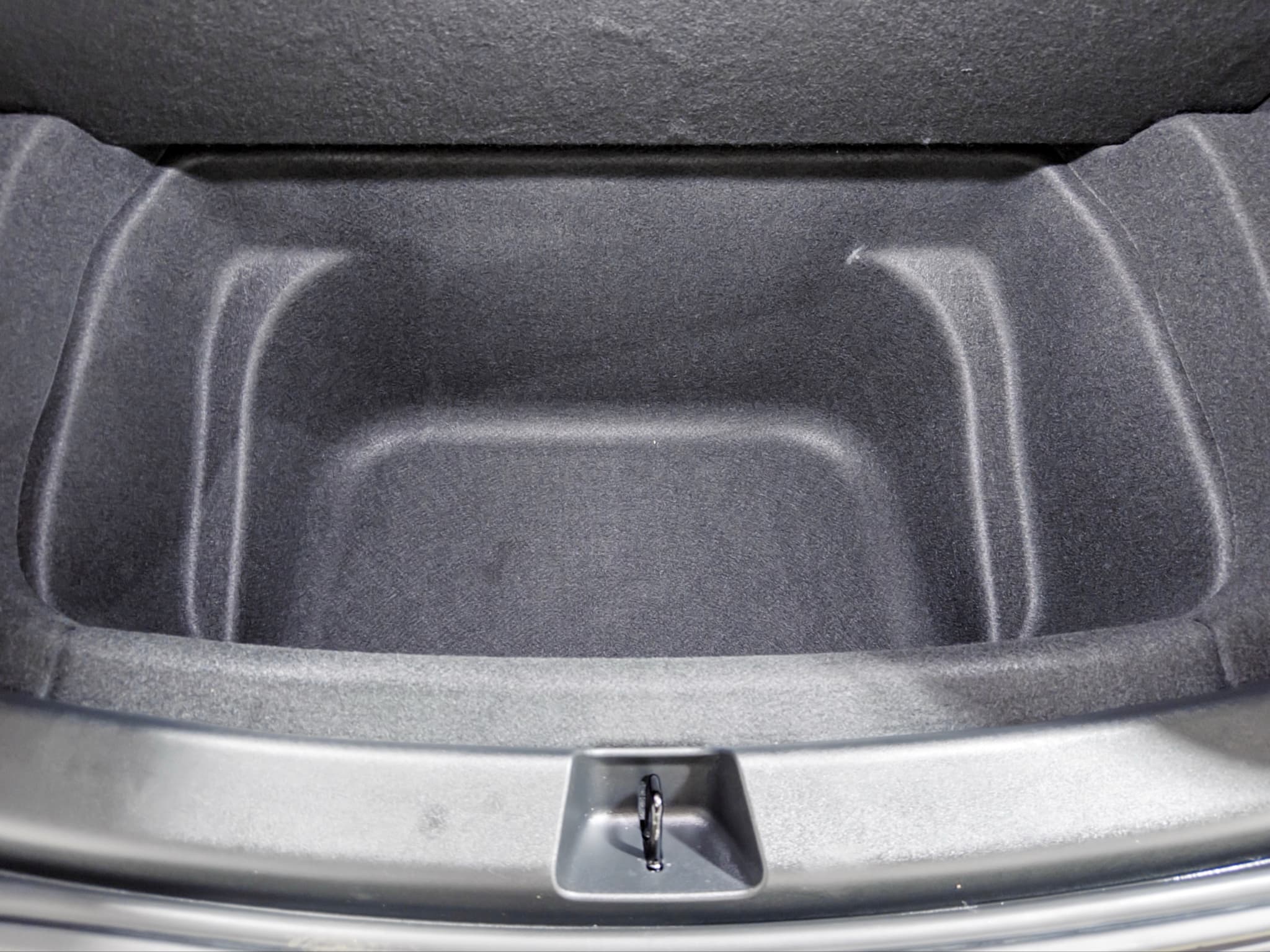 2023 Tesla Model Y view 27