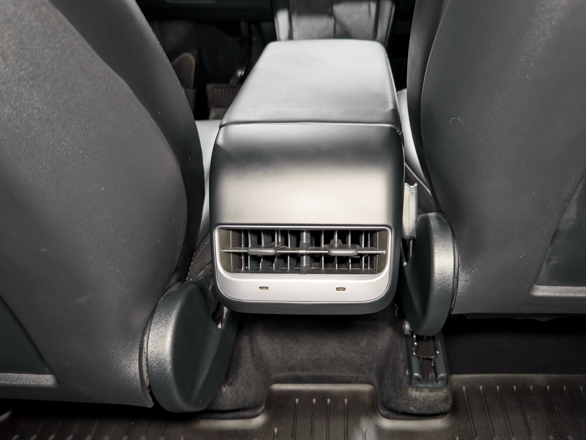 2023 Tesla Model Y view 20