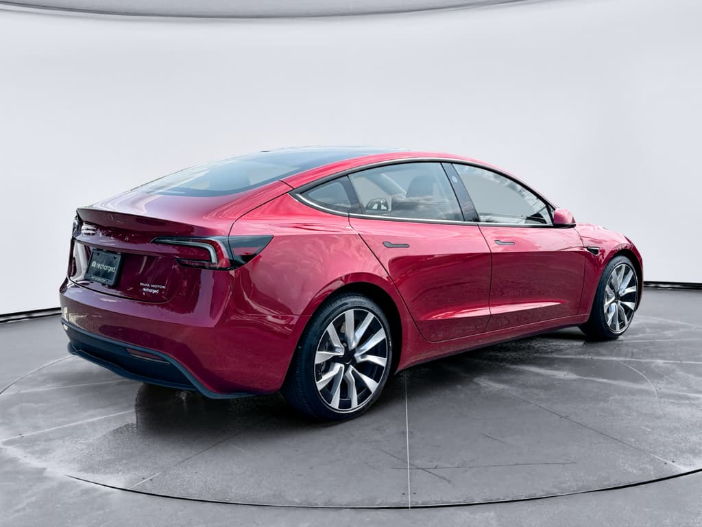 2025 Tesla Model 3 view 3