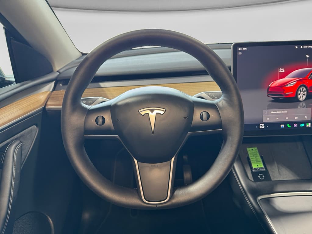 2023 Tesla Model Y view 8