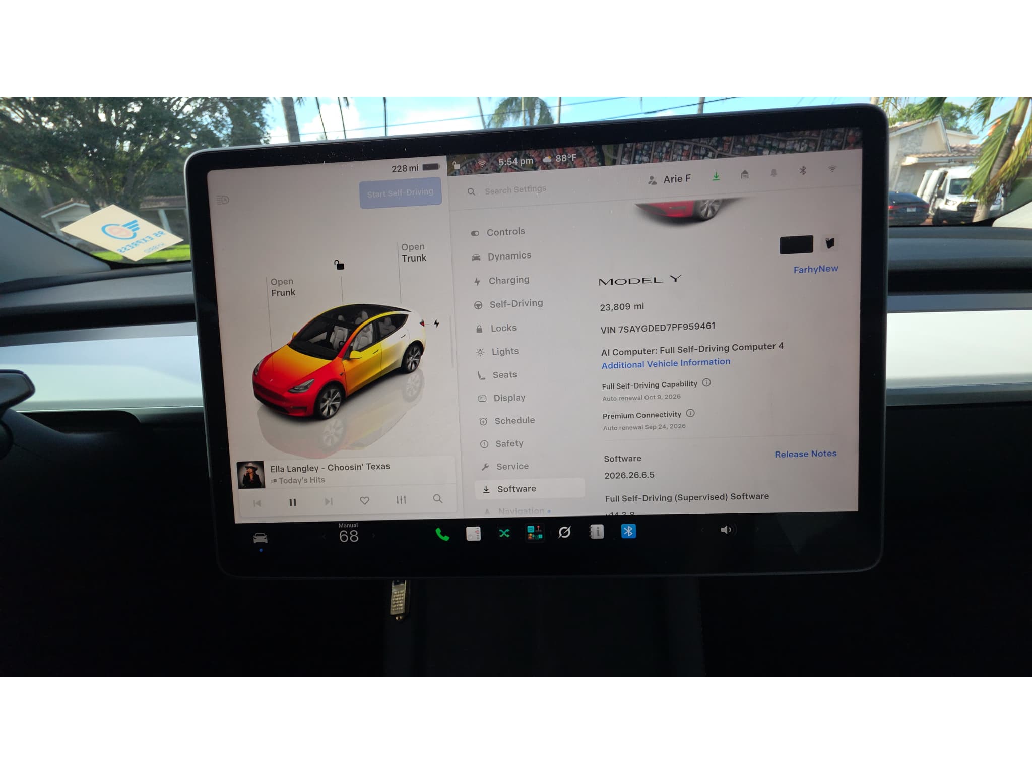 2023 Tesla Model Y view 9