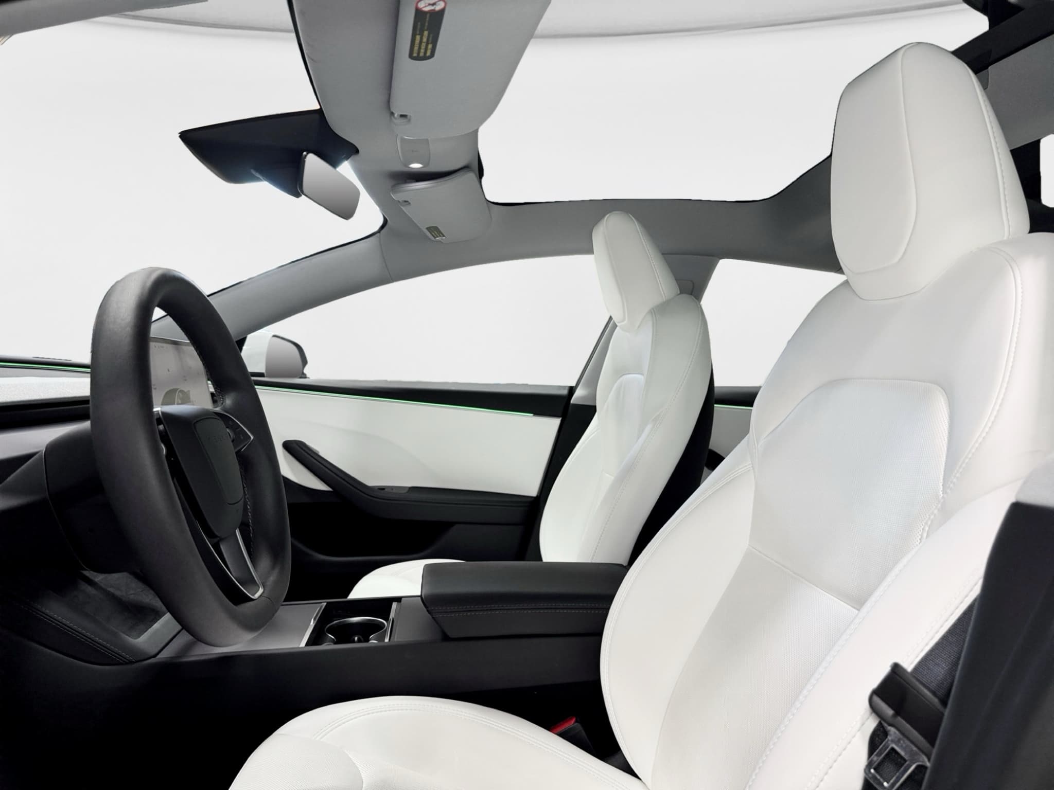 2025 Tesla Model 3 view 16