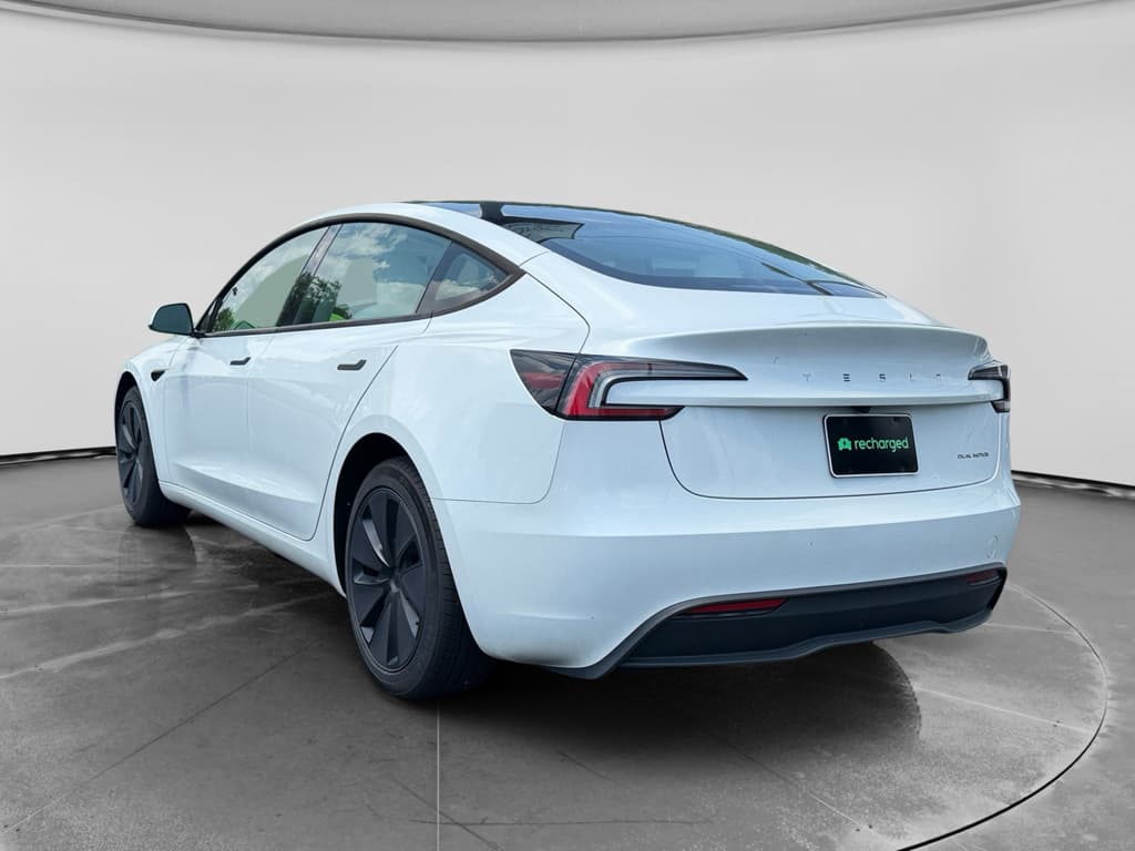 2025 Tesla Model 3 view 4